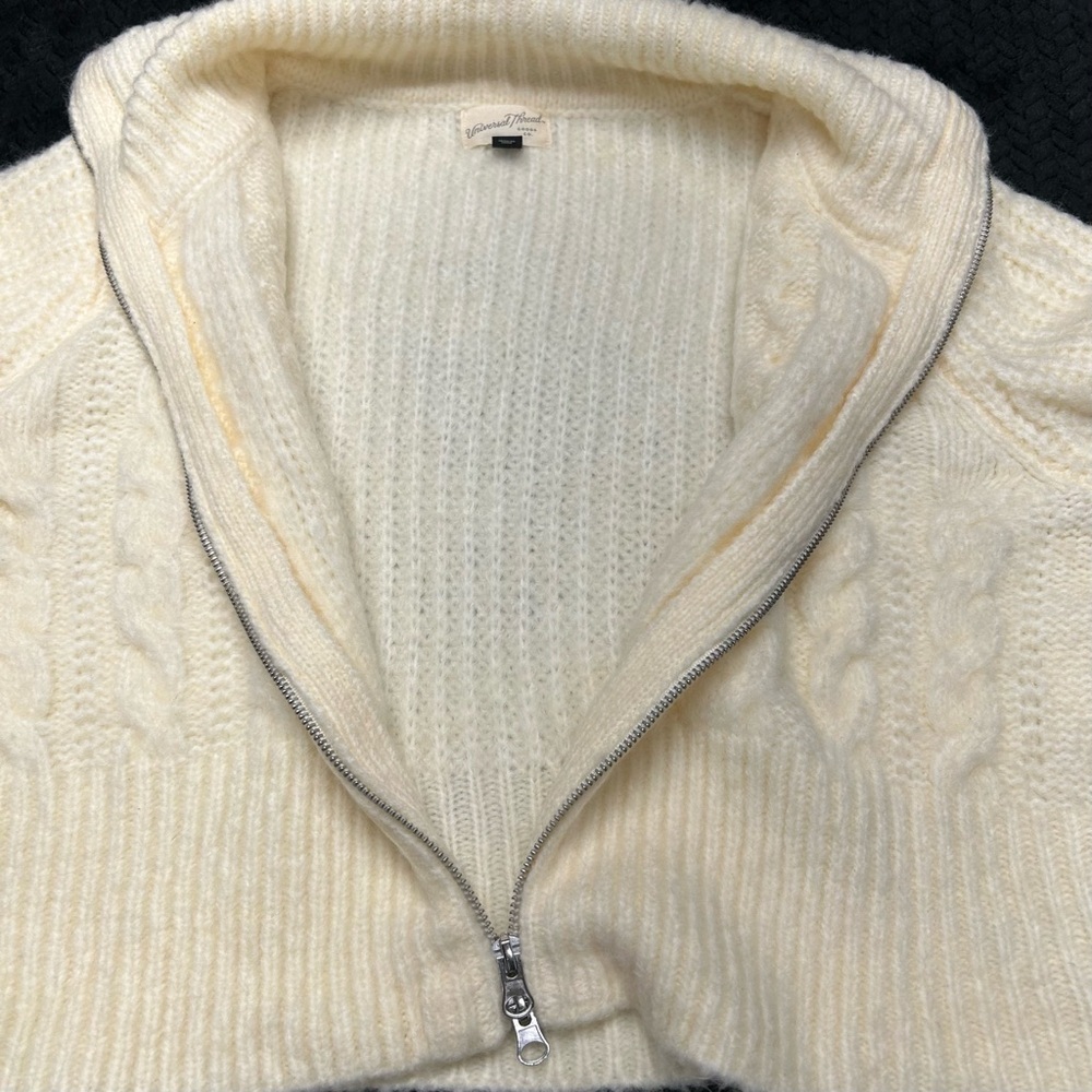 Universal Thread Ivory Cable Knit Cardigan Women’s L Full Zip SOFT FUZZY WARM - Picture 6 of 11
